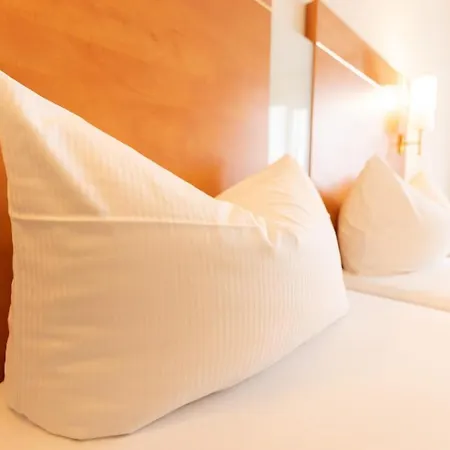 Rosmarin 3* Bodman-Ludwigshafen