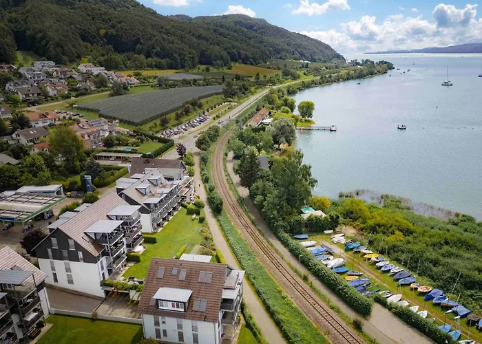 Rosmarin 3* Bodman-Ludwigshafen