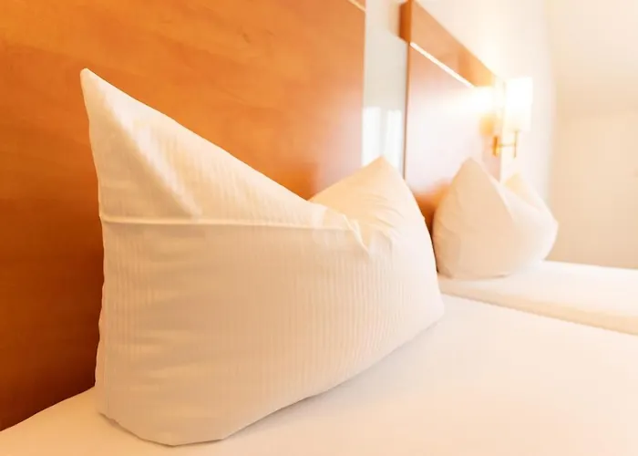 Rosmarin 3* Bodman-Ludwigshafen